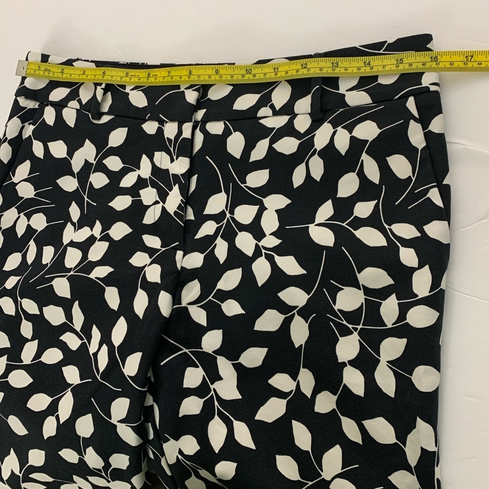 Talbots Hampshire Ankle Pants - Abstract Leaves Size 4 - Picture 8 of 11